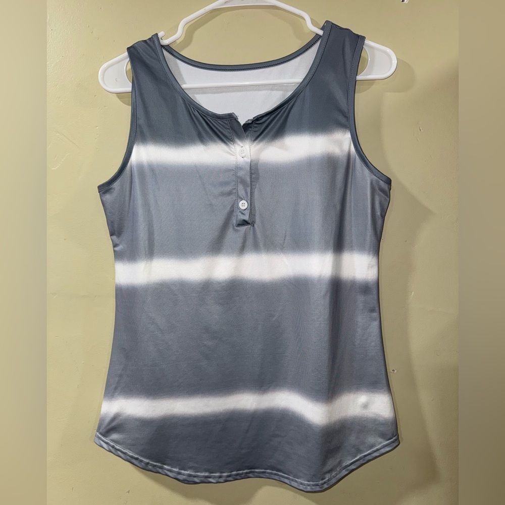 Women’s size small White and Gray ombré tank Shirt